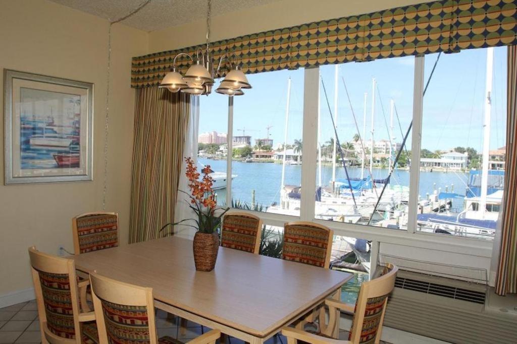 Chart House Suites And Marina Clearwater Beach Ngoại thất bức ảnh